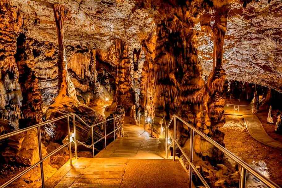 egynapos-kirándulás-ötletek-magyarországon-felfedezés-az-aggteleki-cseppkőbarlangban-és-a-bódva-völgyben