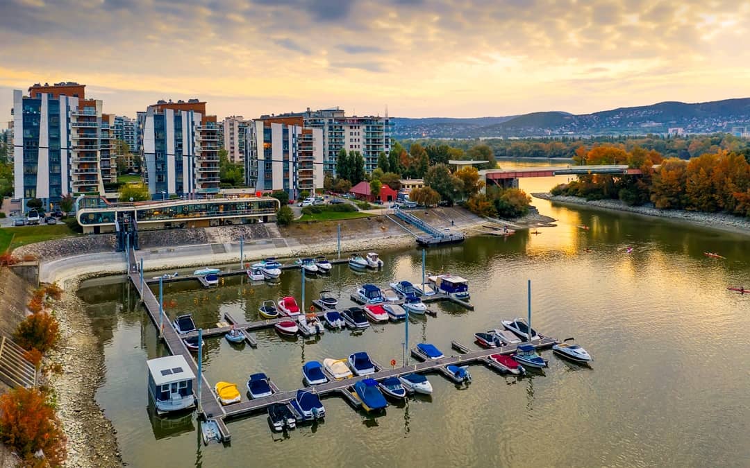 yacht club budapest